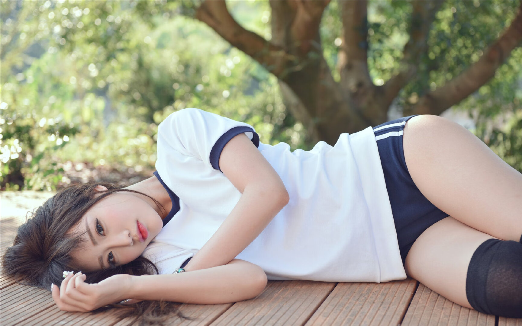 _无人机携手足球：未来场景新体验_，无人机足球天上的前锋