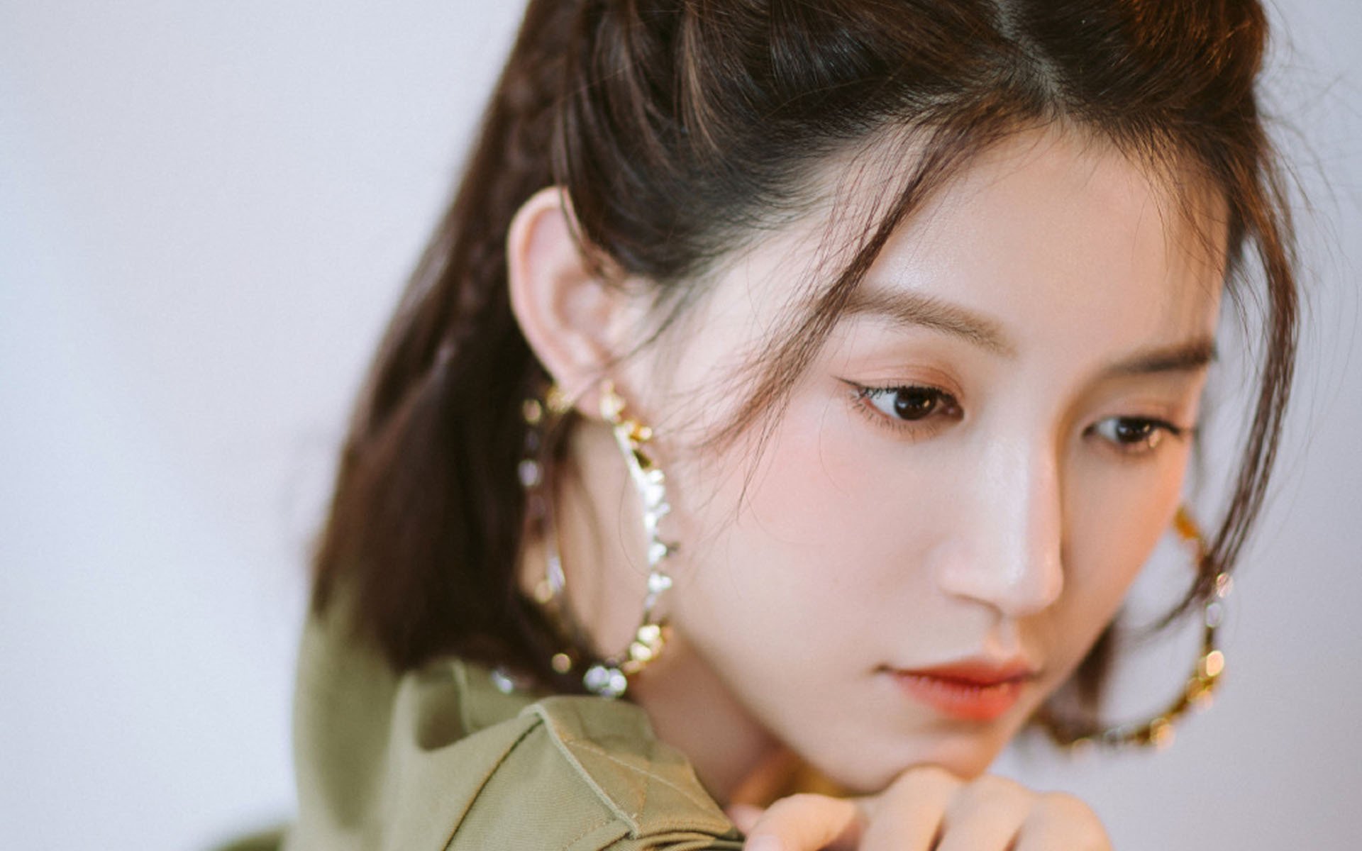 Kaiyun官方登录入口-“英超最新战况：强队胜负关系到榜首”，英超最新战报积分榜