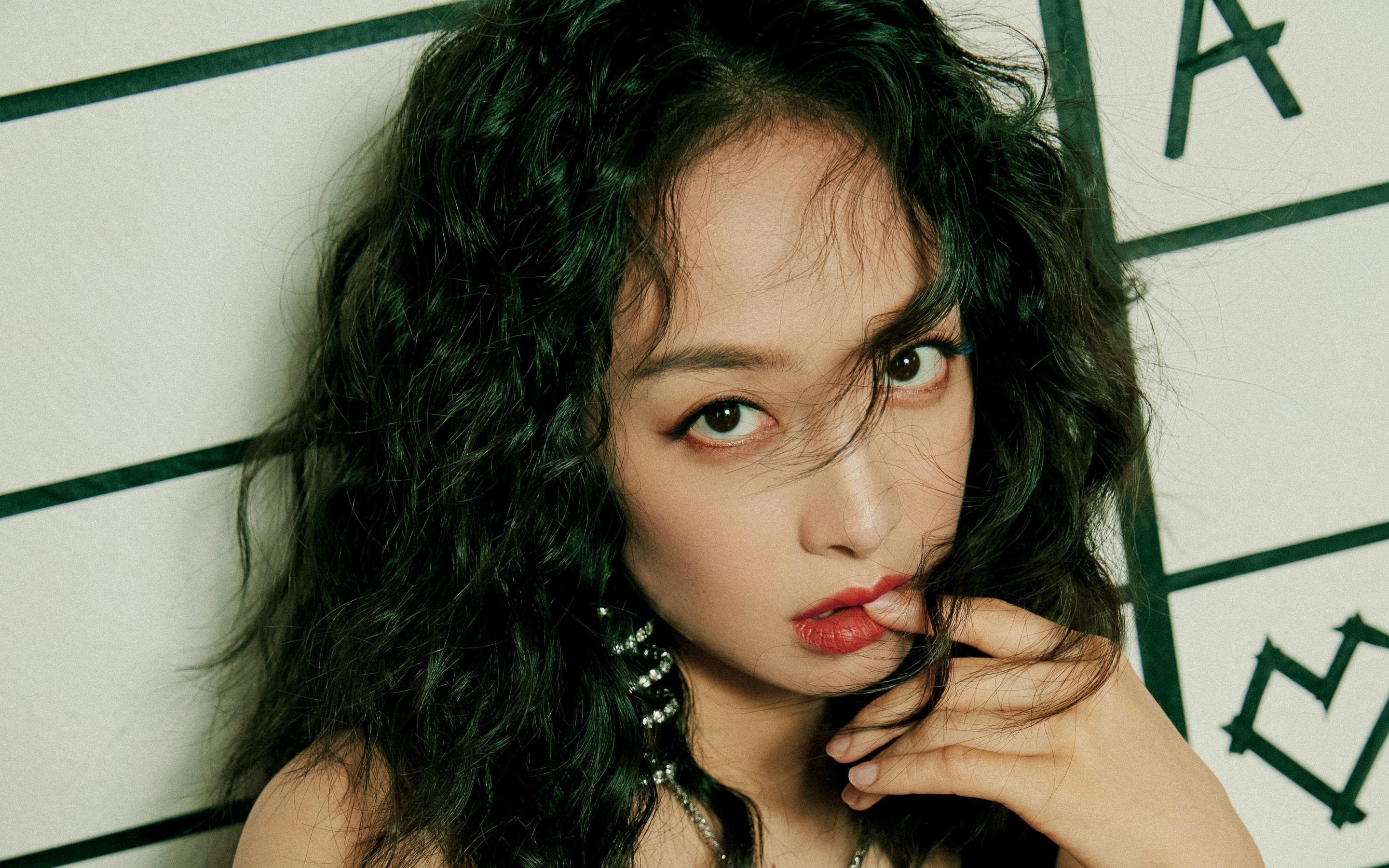 kaiyun中国官方网站-德甲冠军争夺，数据分析团队解密战术变化与成功要素，2021年德甲队伍介绍