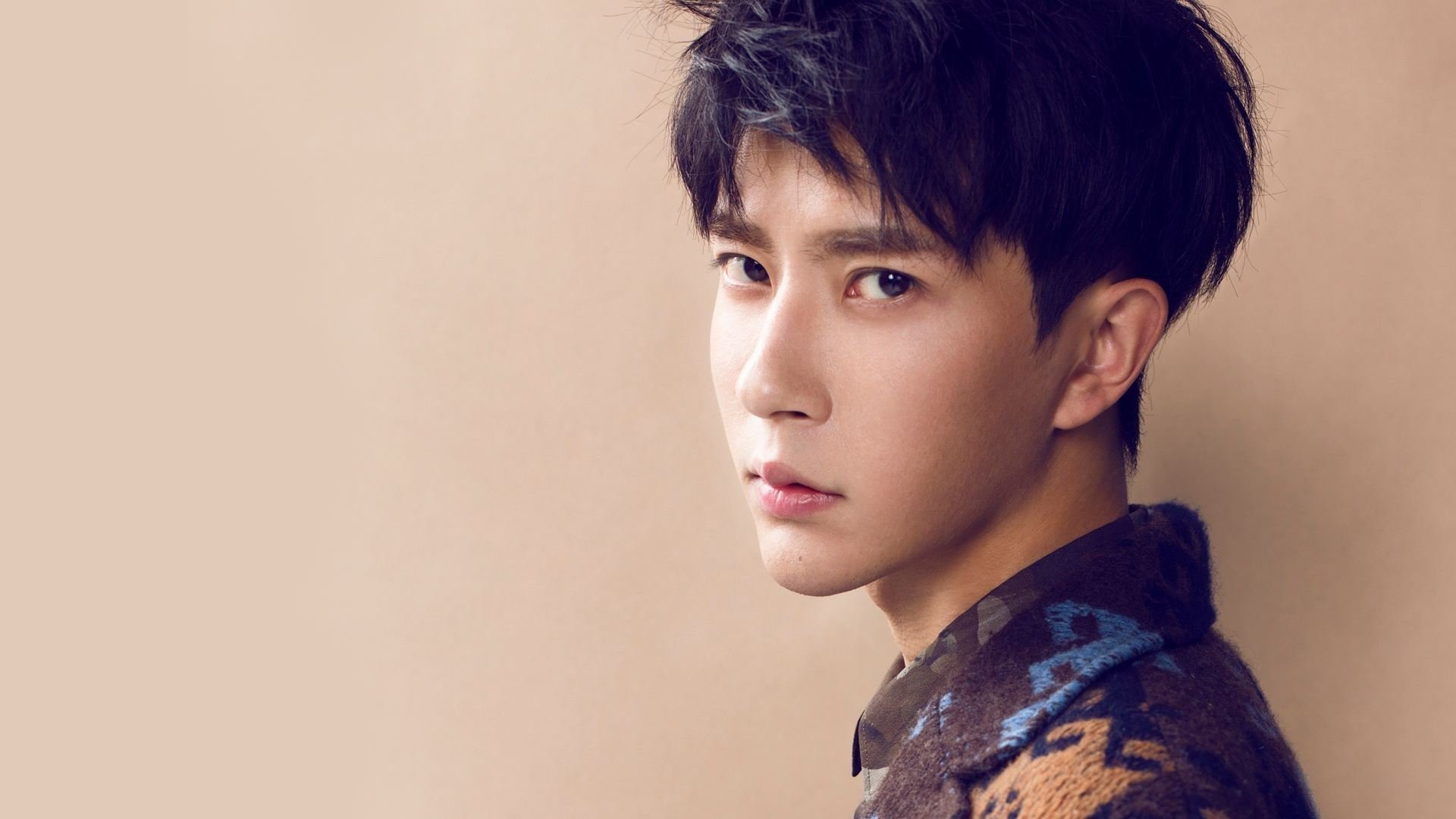 法国男篮在奥运热身赛中表现出色，法国男篮奥运冠军